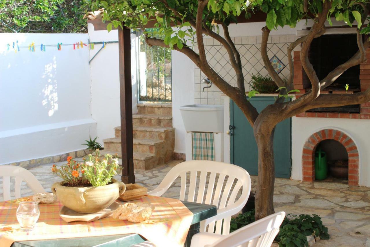Apartamento Monolocale Da Mariolina Macari Exterior foto